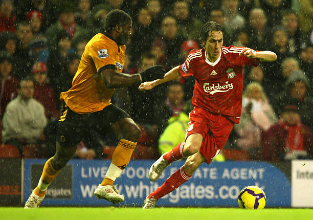 约翰逊右膝 约翰逊右膝